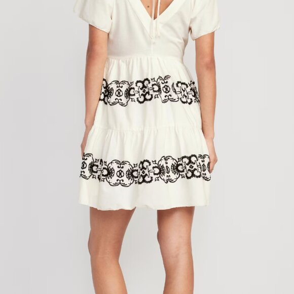 Old Navy NWT Matching Embroidered Mini Black & Cream Swing Dress - Picture 12 of 12